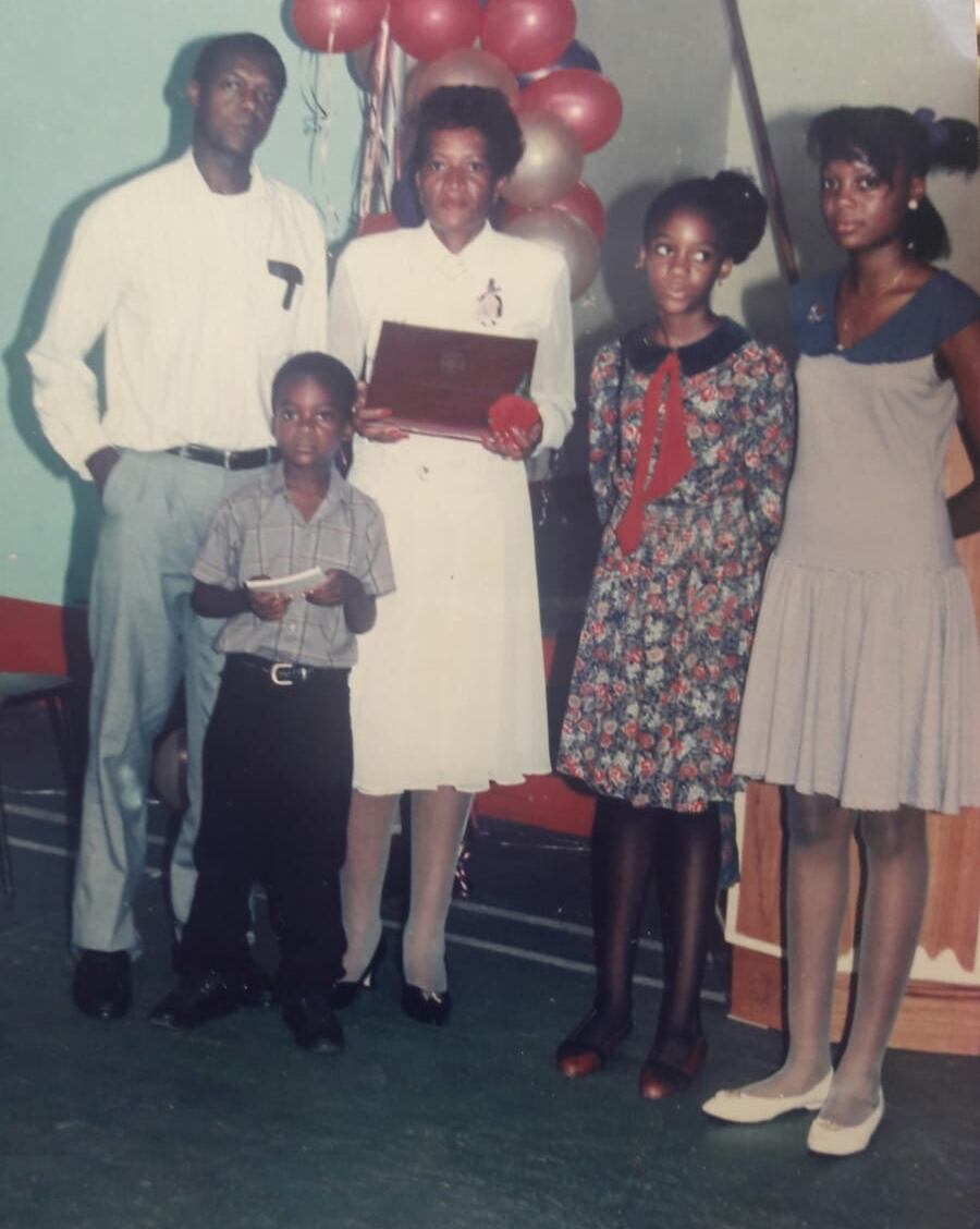 Ania Blackwood es administradora y gracias a su trabajo trata de visibilizar el aporte de las personas afrodescendientes a la cultura costarricense.