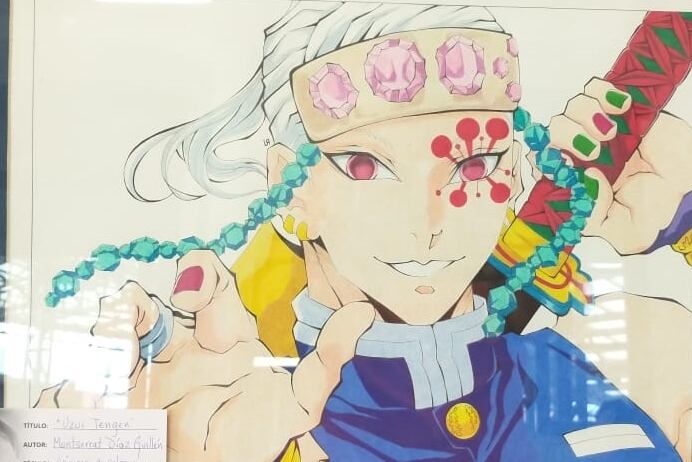 Hellen Guillén Solano es vecina de Heredia, tiene 3 hijos, estudió Diseño Gráfico y hace pinturas preciosas con los lapiceros que venden en menos de 200 colones en cualquier pulpería