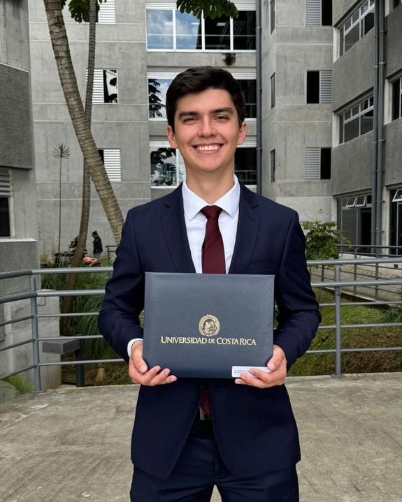 Alejandro Umaña, Telenoticias.