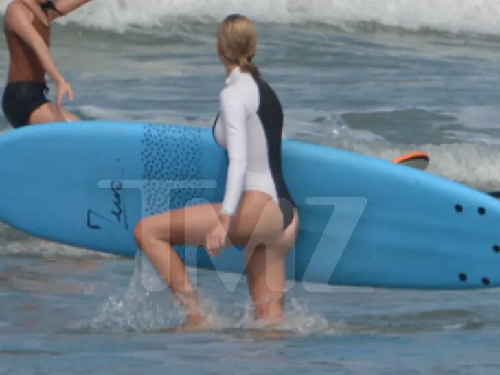 Ivanka Trump sigue en Costa Rica y la está pasando tan bien que es probable que su permanencia en el país continúe por unos días más.