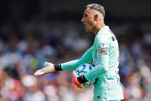 Keylor Navas tuvo una mala noche con Pumas: vea el gol por el que es señalado
