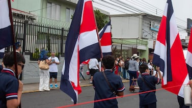 Cartago vivió con alegría este 15 de setiembre, lo que no pudo con la faroleada del 14