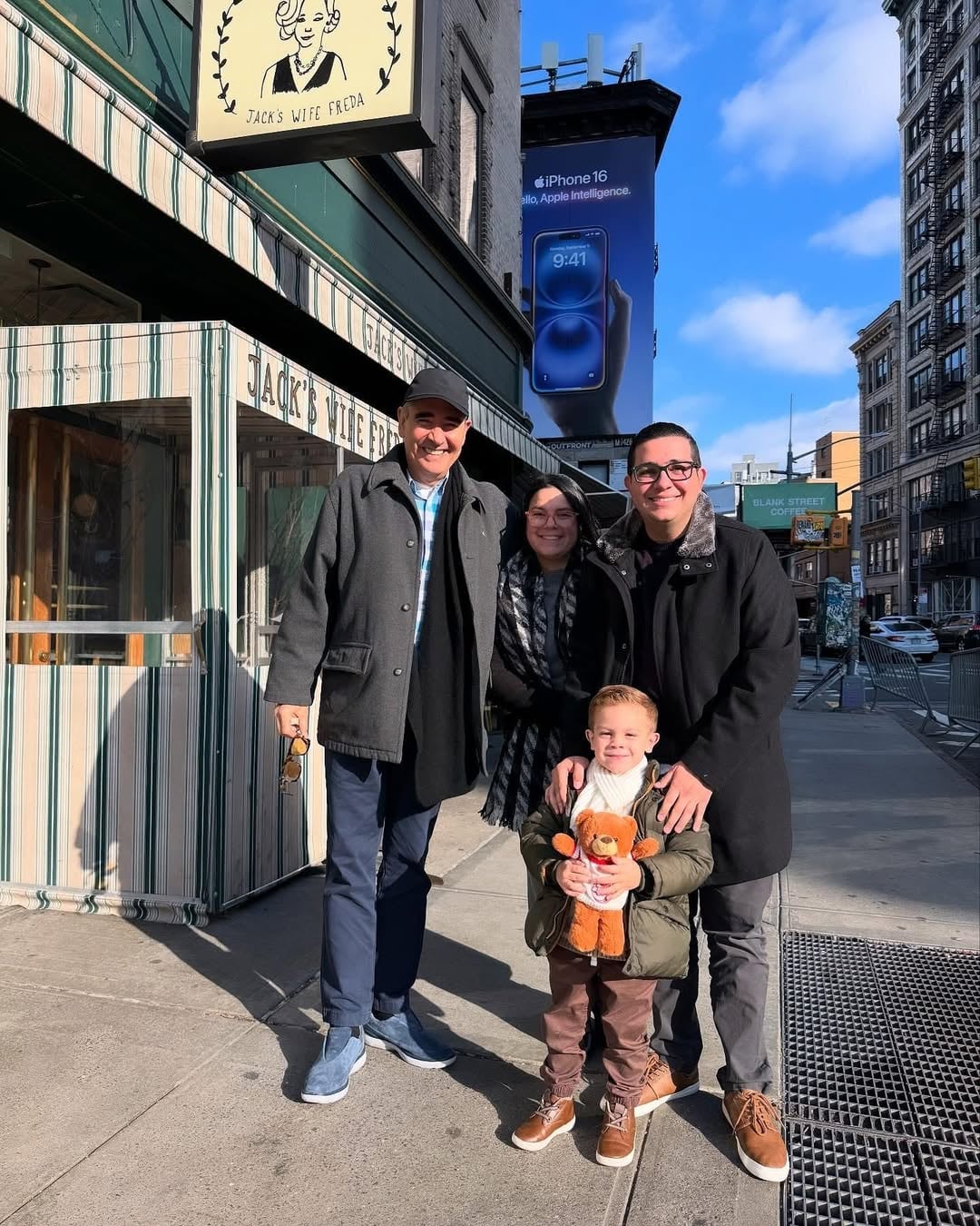 Elías Alvarado celebró así primer encuentro “en vivo” con su jefe, Ignacio Santos, en Nueva York