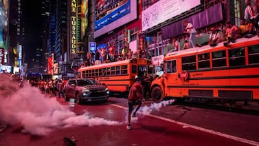 La fiesta de los Knicks dejó 63 detenidos en las calles de Nueva York