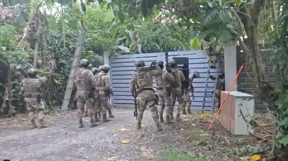 El hombre apellidado Vell fue detenido este martes por el OIJ.