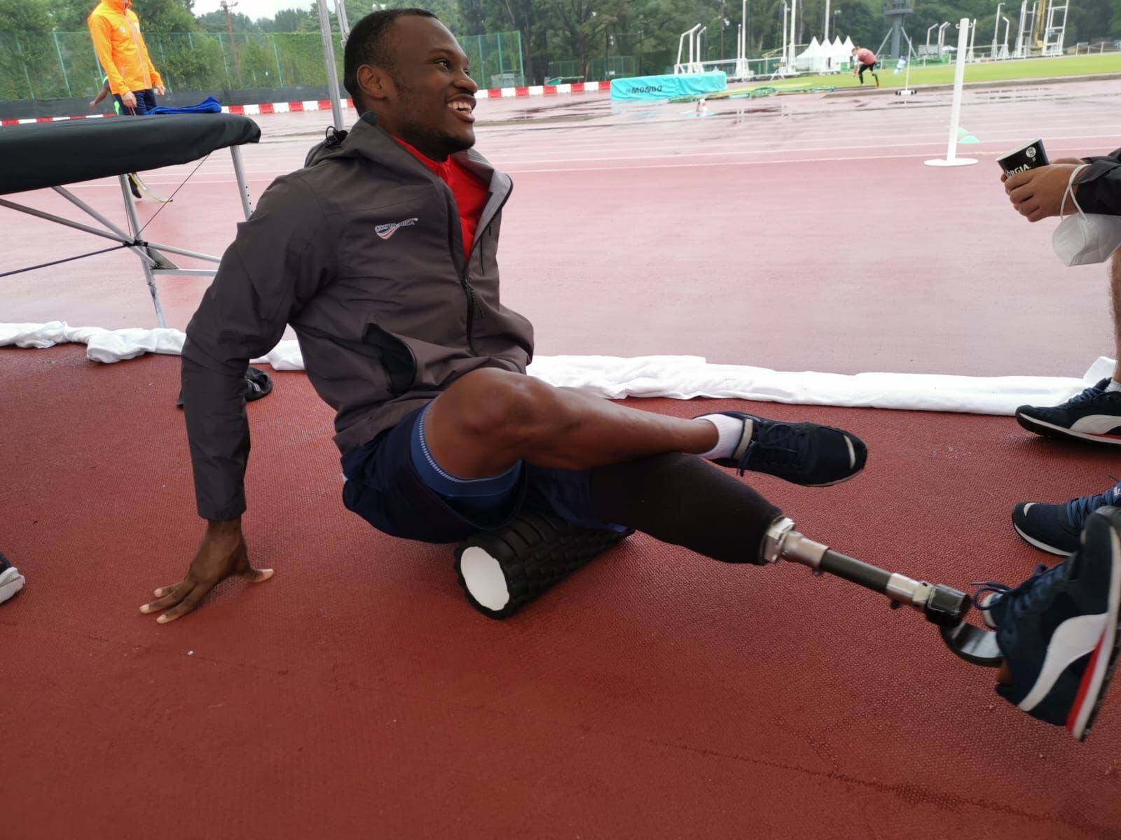 Sherman Guity inspira a la Sele tras medalla de oro en Paralímpicos de Tokiio
