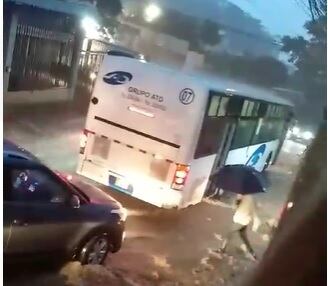 Desamparados, Alajuelita y Aserrí fueron los más golpeados por las lluvias.