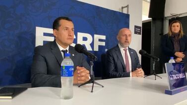 Enrique Osses ordena una limpia en el arbitraje, estos son los que se irían