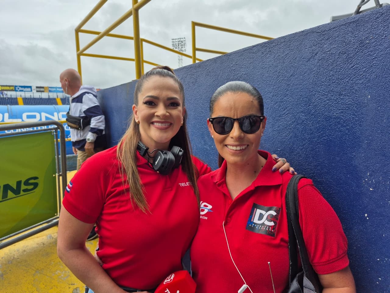 Xinia Ramírez, comentarista de Deportes El Cazador.