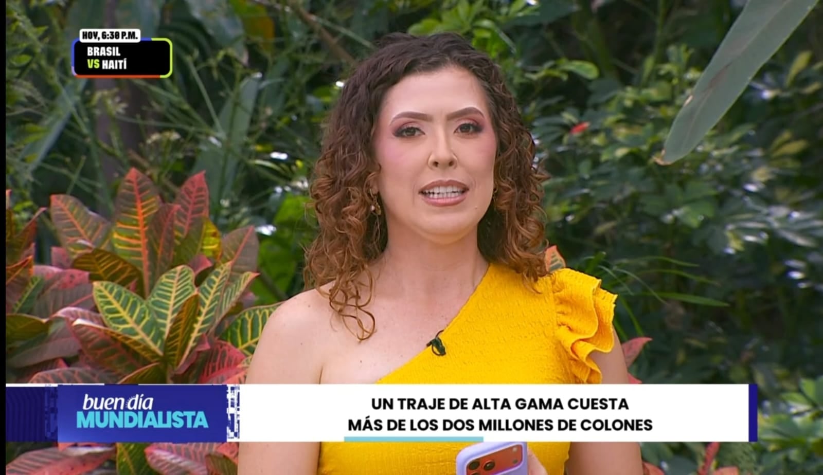 Melissa Alvarado como presentadora de Buen día Mundialista en el programa Buen día de canal 7