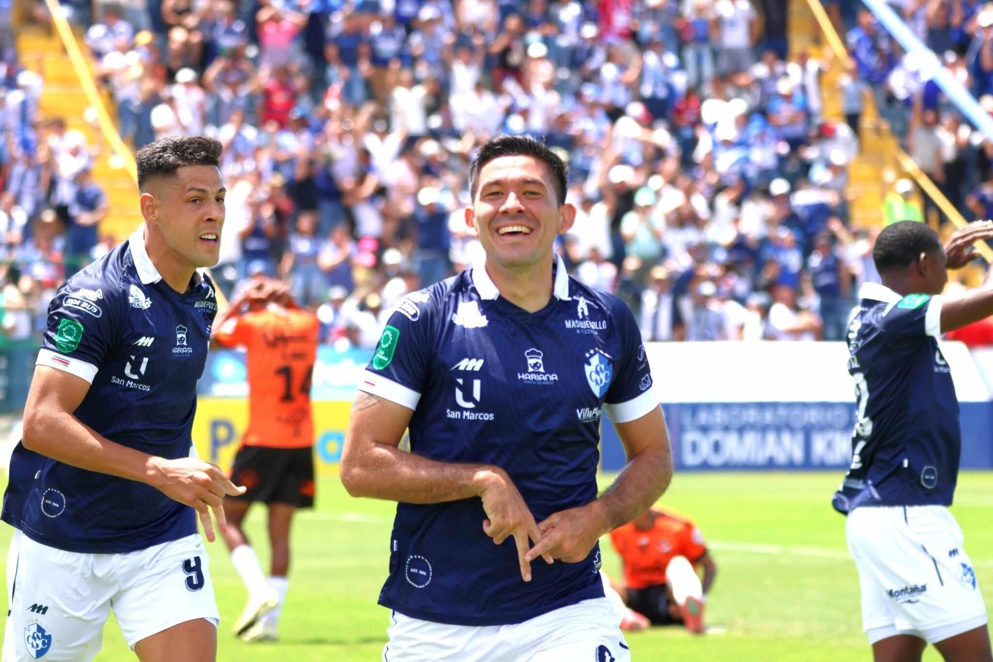 Douglas López, Cartaginés,