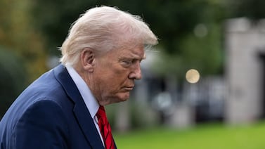 Trump anuncia aranceles del 100% contra China desde el 1 de noviembre