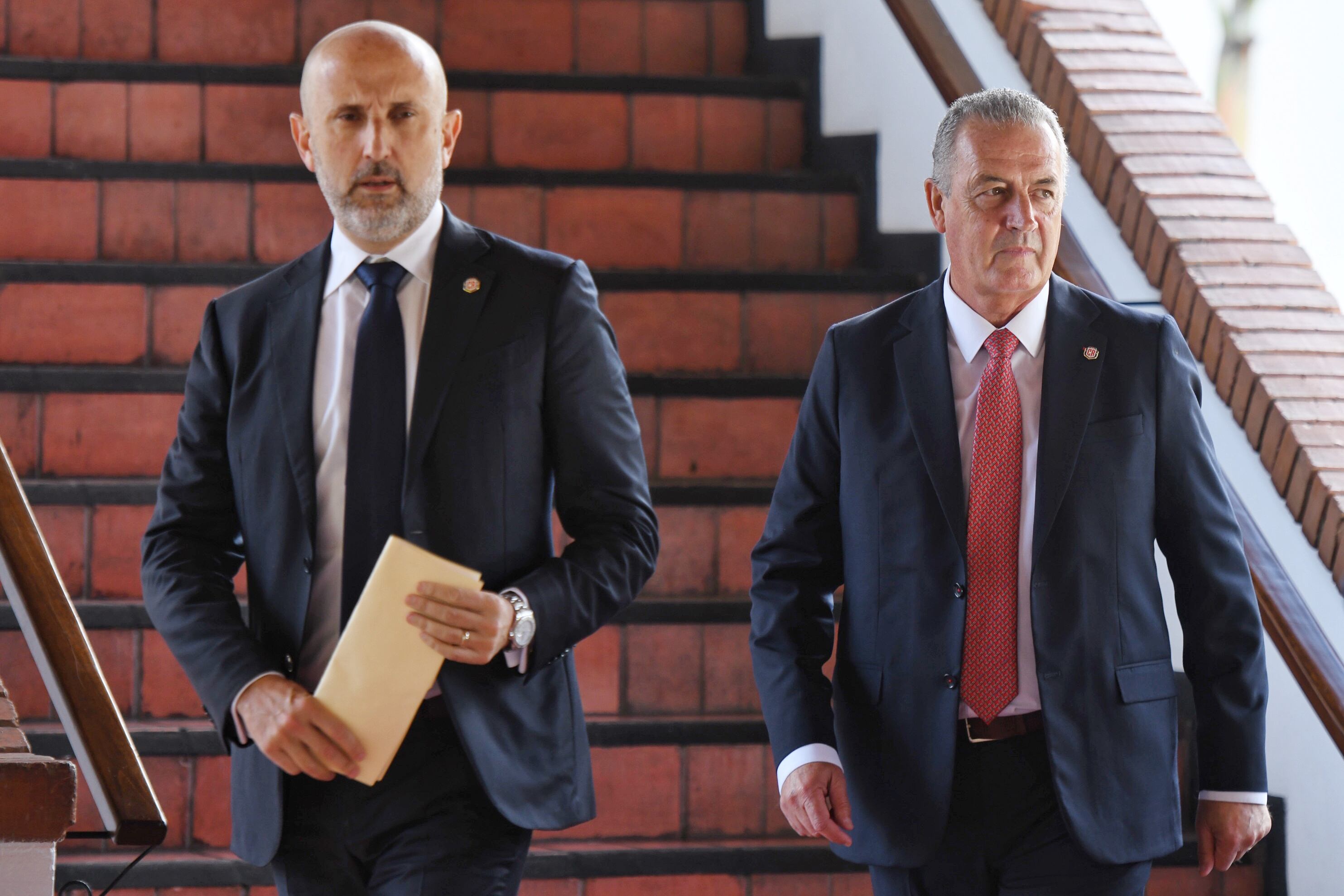09/11/2023/ Conferencia de prensa de la Fedefutbol presentando oficialmente al nuevo técnico de la selección Nacional el señor Gustavo Alfaro / foto John Durán