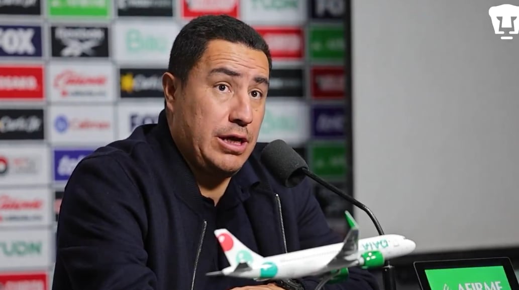 Efraín Juárez
Entrendor de Keylor Navas en los Pumas 16 de marzo del 2026
Tomado "X" Pumas