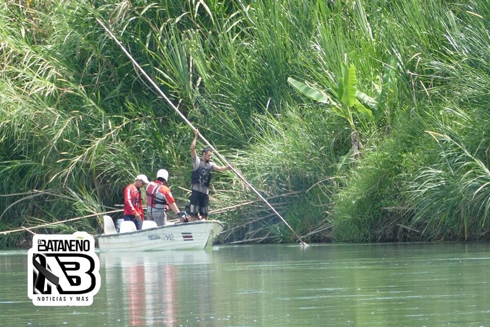 Búsqueda de niño arrastrado por cocodrilo en Matina. Foto El Bataneño Noticias.