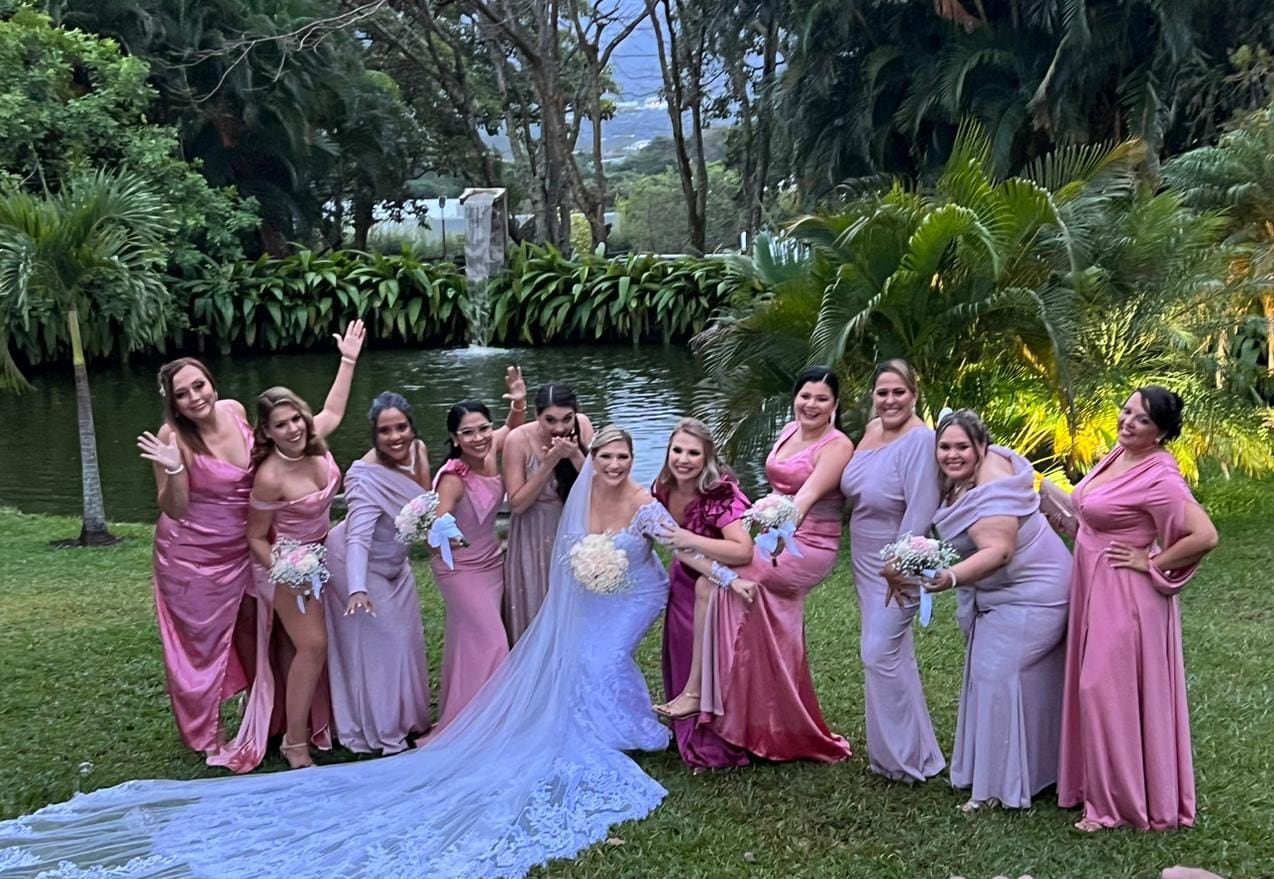 Fotos de uso exclusivo para La Teja. Boda de diputada María Marta Carballo.