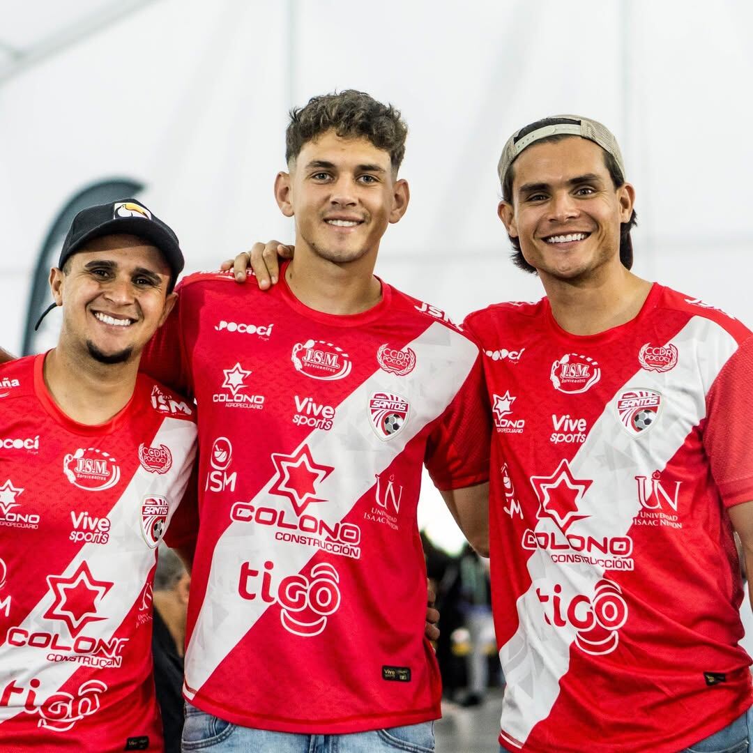 Francisco (derecha) compartirá camerino con Denilson Mason y Gustavo Méndez. Instagram.