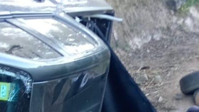 Escena de horror: esto dice reporte policial sobre cuerpos maniatados y con bolsas en las cabezas hallados junto a carro en guindo