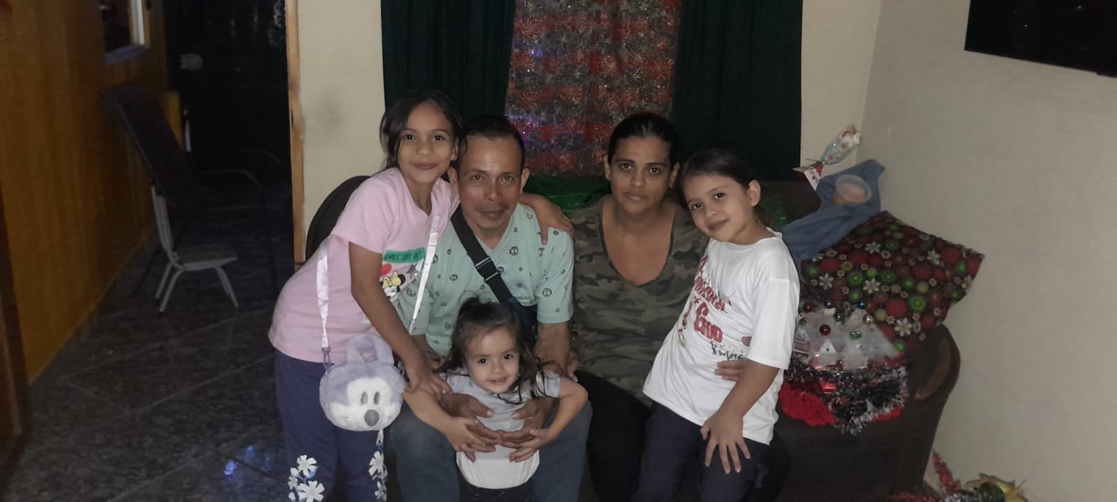 Mamá de tres hijas perdió 50 kilos en seis meses y cuando fue al hospital le diagnosticaron cáncer con metástasis