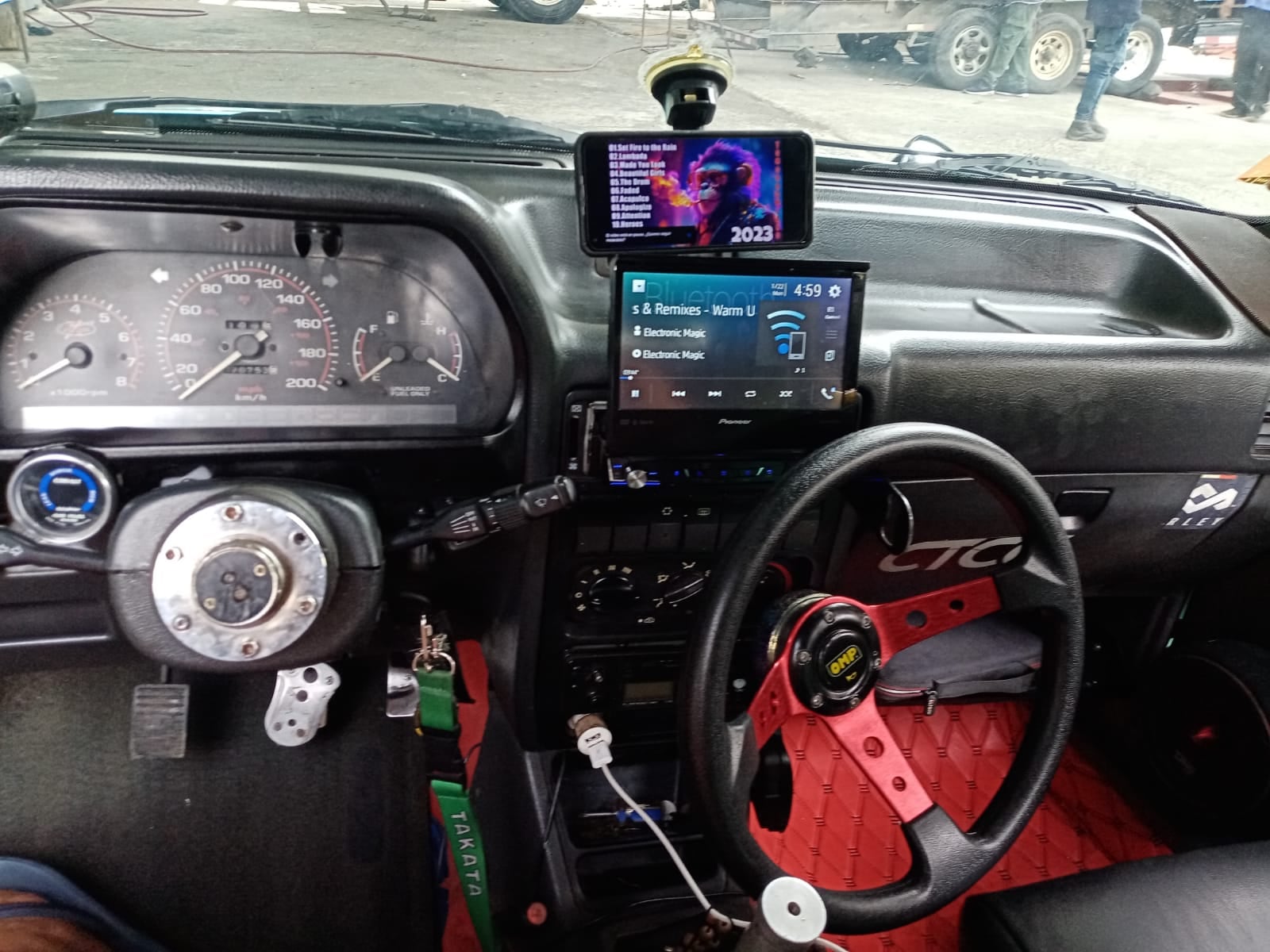 Hyundai Excel 90, Reinaldo Mena, machetico, chuzo de la semana