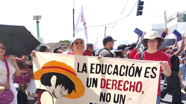 Así va la gran marcha de estudiantes que camina hacia la Asamblea Legislativa