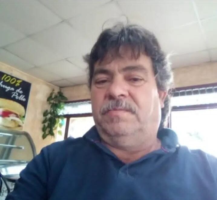 Álvaro Eliecer Madrigal Delgado, de 62 años, es el chofer de bus que murió prensado por su propia unidad y un camión estacionado en Paracito de Santo Domingo de Heredia. Foto: Cortesía para LT