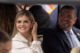 Así le entrega Rodrigo Chaves el país a Laura Fernández