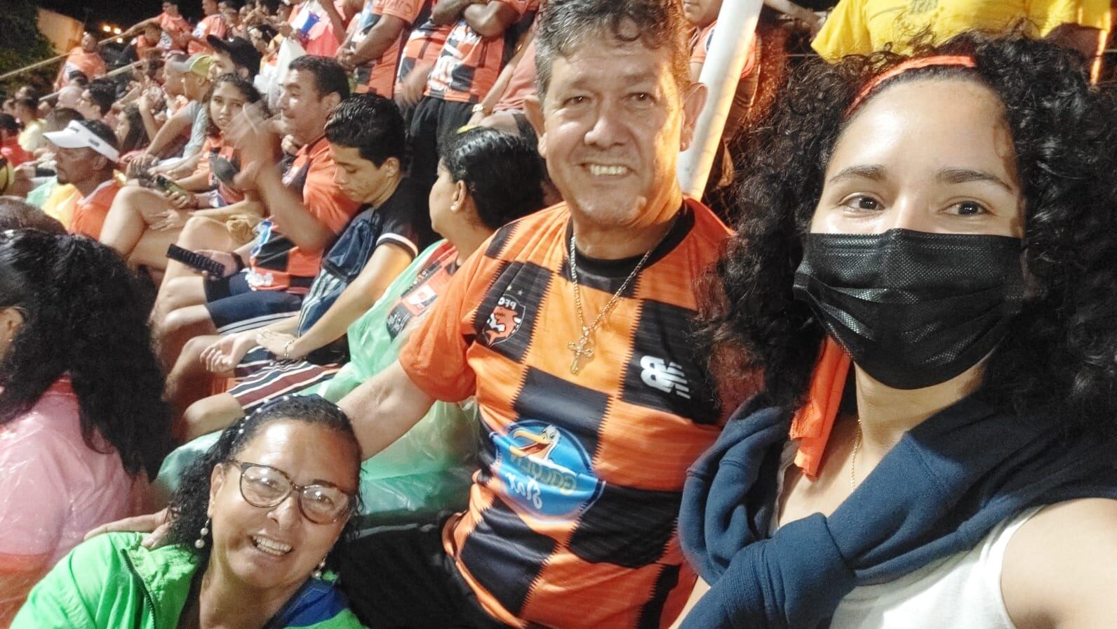 Aficionados del Puntarenas FC. Cortesía.