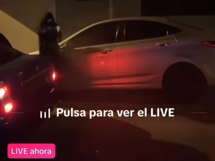 Una transmisión en vivo de Tiktok captó el momento del ataque. Captura de Tiktok.