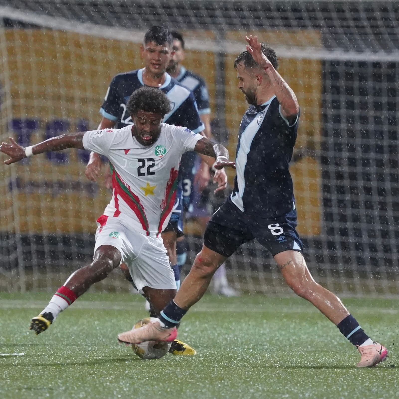 Surinam y Guatemala se enfrentaron por la tercera jornada de la eliminatoria al mundial.