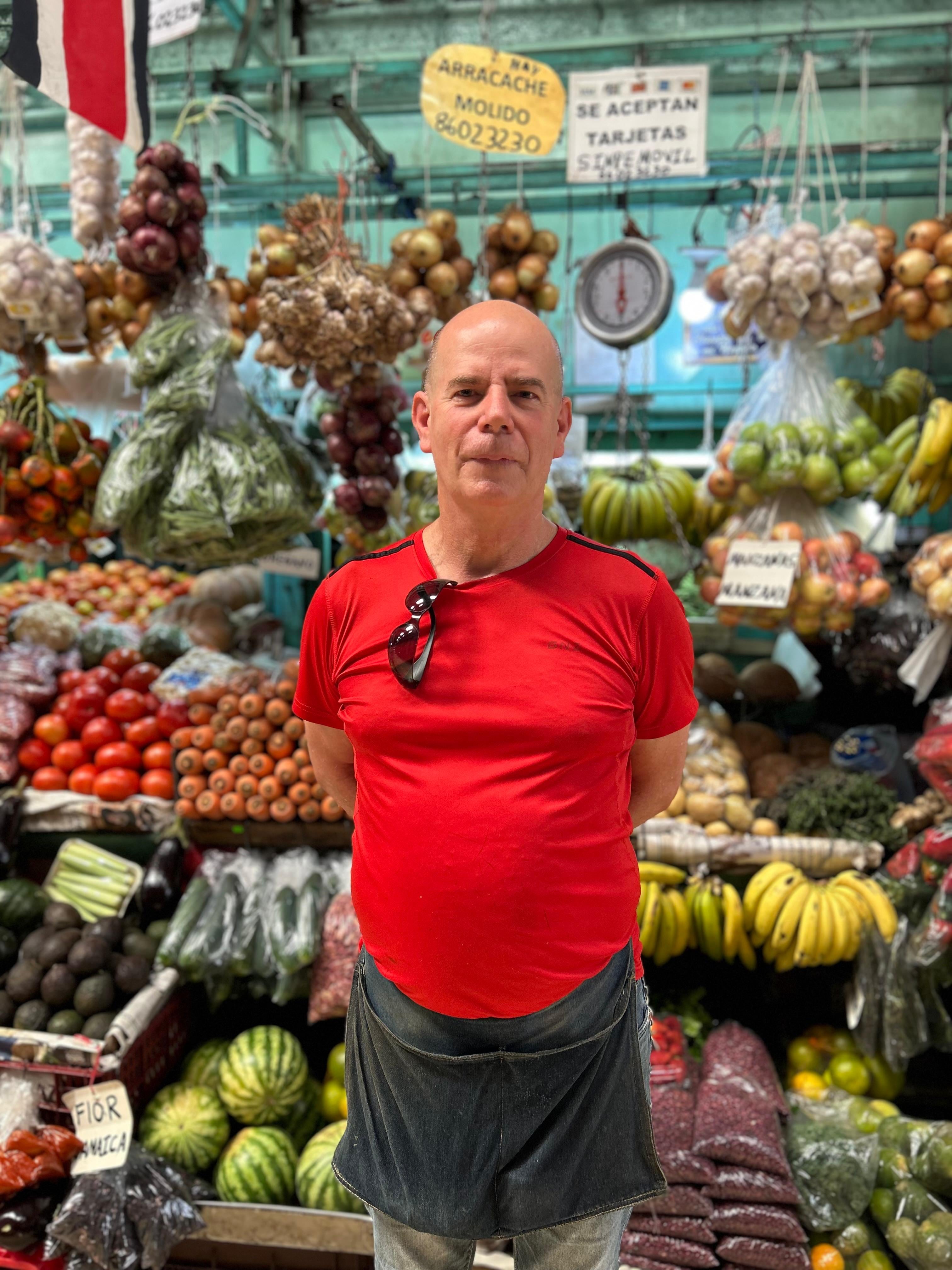 Héroes Mercado Central de Heredia, parque cental de Heredia. La teja