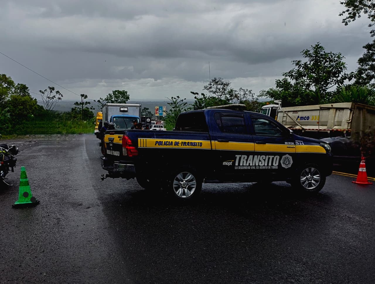 MOPT anuncia cierre temporal de la ruta 32.