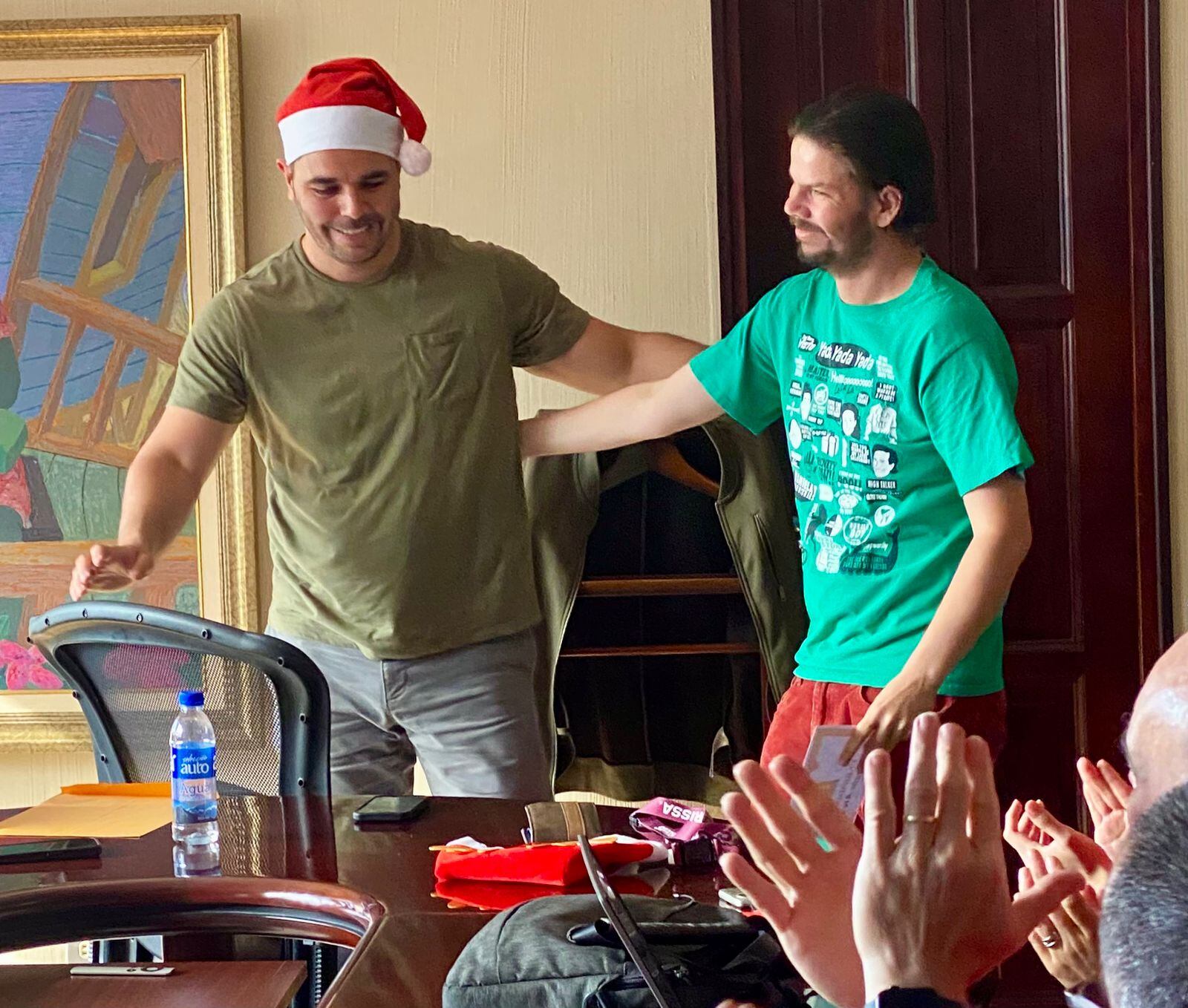 Sergio Alvarado Pol, un apasionado del periodismo prácticamente desde que nació, fue elegido este 2024 con el máximo galardón editorial de La Teja, Periodista del Año.