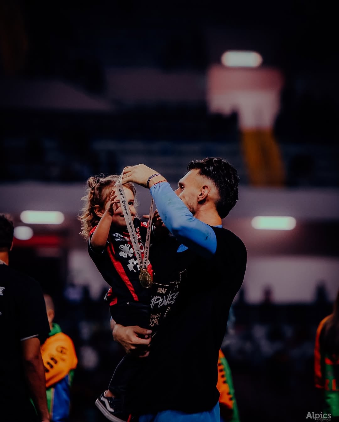 Washington Ortega, portero de Alajuelense recordó a su padre, don Jorge y habló de lo importante que fue para él. Instagram Washington Ortega.