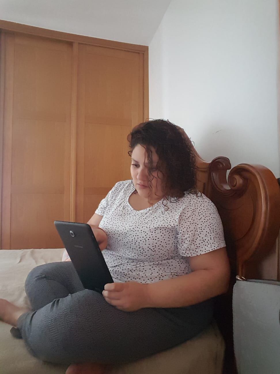 Giannina Ortega Vega, tica que trabajó en el 9-1-1 y ahora está en España