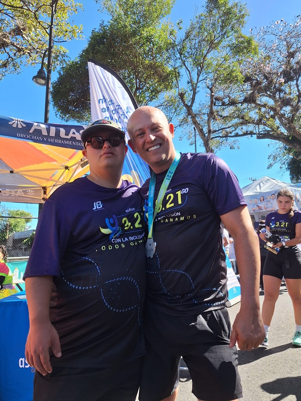 Mario Alfaro Chaves, periodista y productor artístico de Repretel