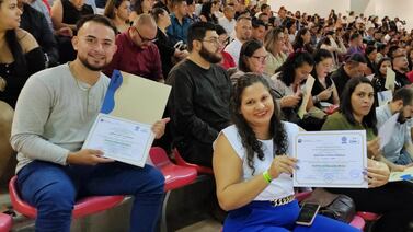 Estas son las personas que pueden ingresar al plan del MEP para sacar el título de bachillerato