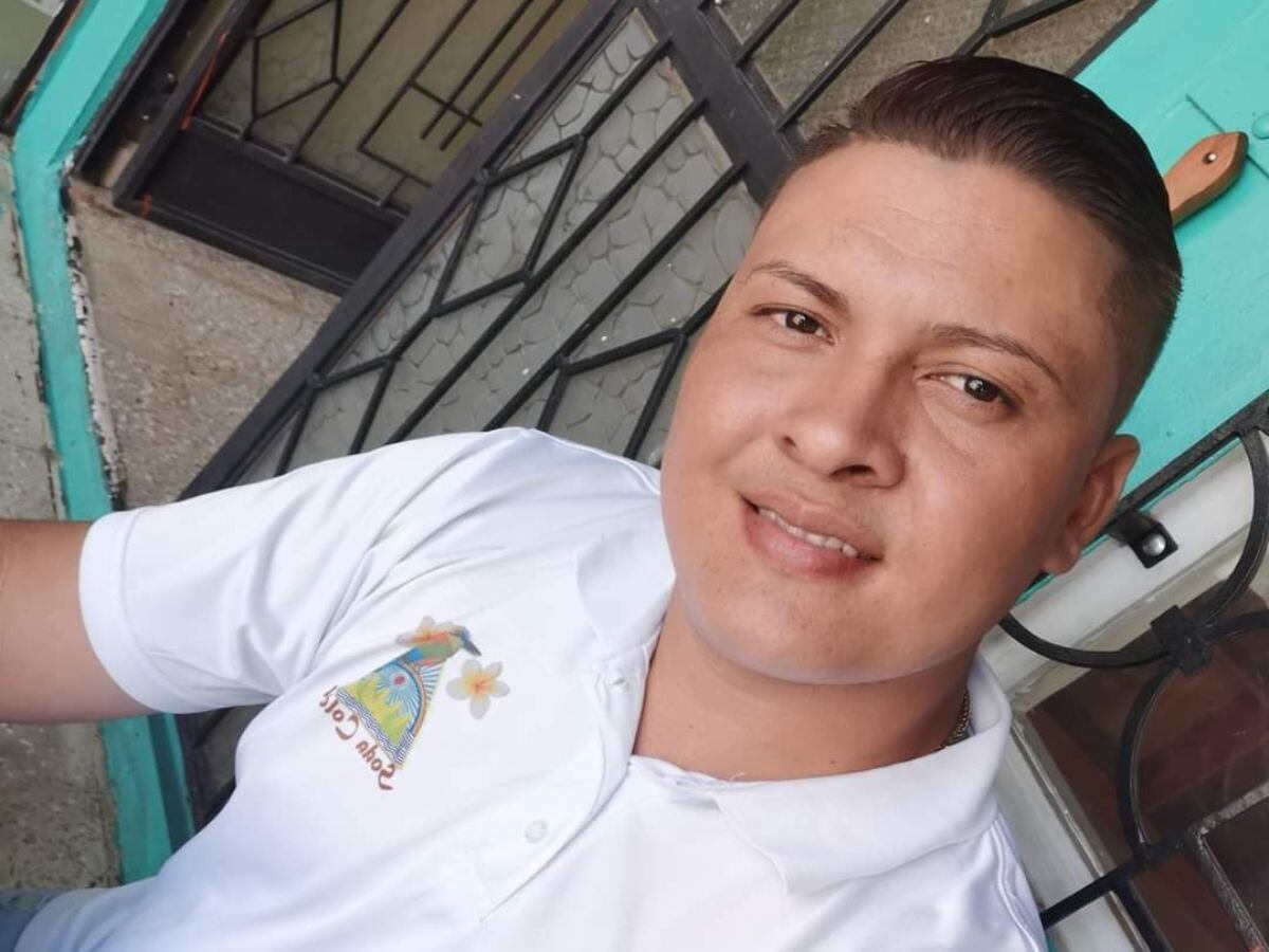 Soda Colonial es el sueño de Sergio Castellón.