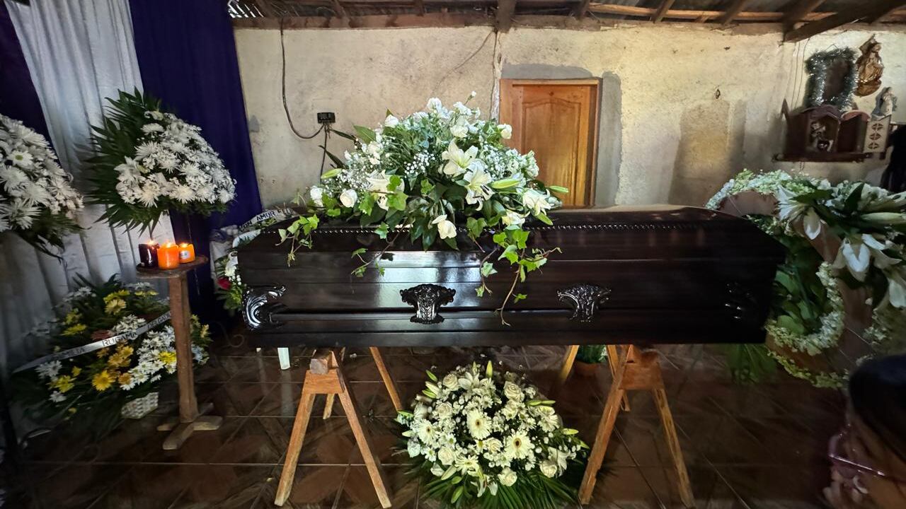 Otoniel Orozco Mendoza fue sepultado en Nicaragua. Foto: Danelia Mendoza para La Teja