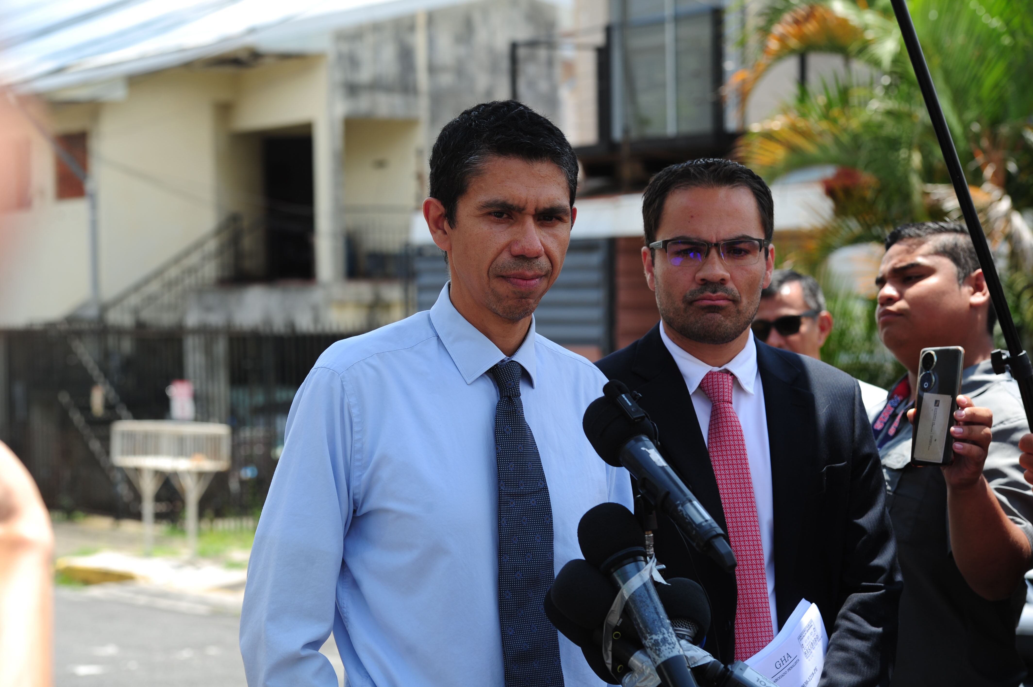 05/09/2024 Fiscalía General, Señor Luis Amador y su abogado Sr Gerardo Huertas. Fotografía Marvin Caravaca.