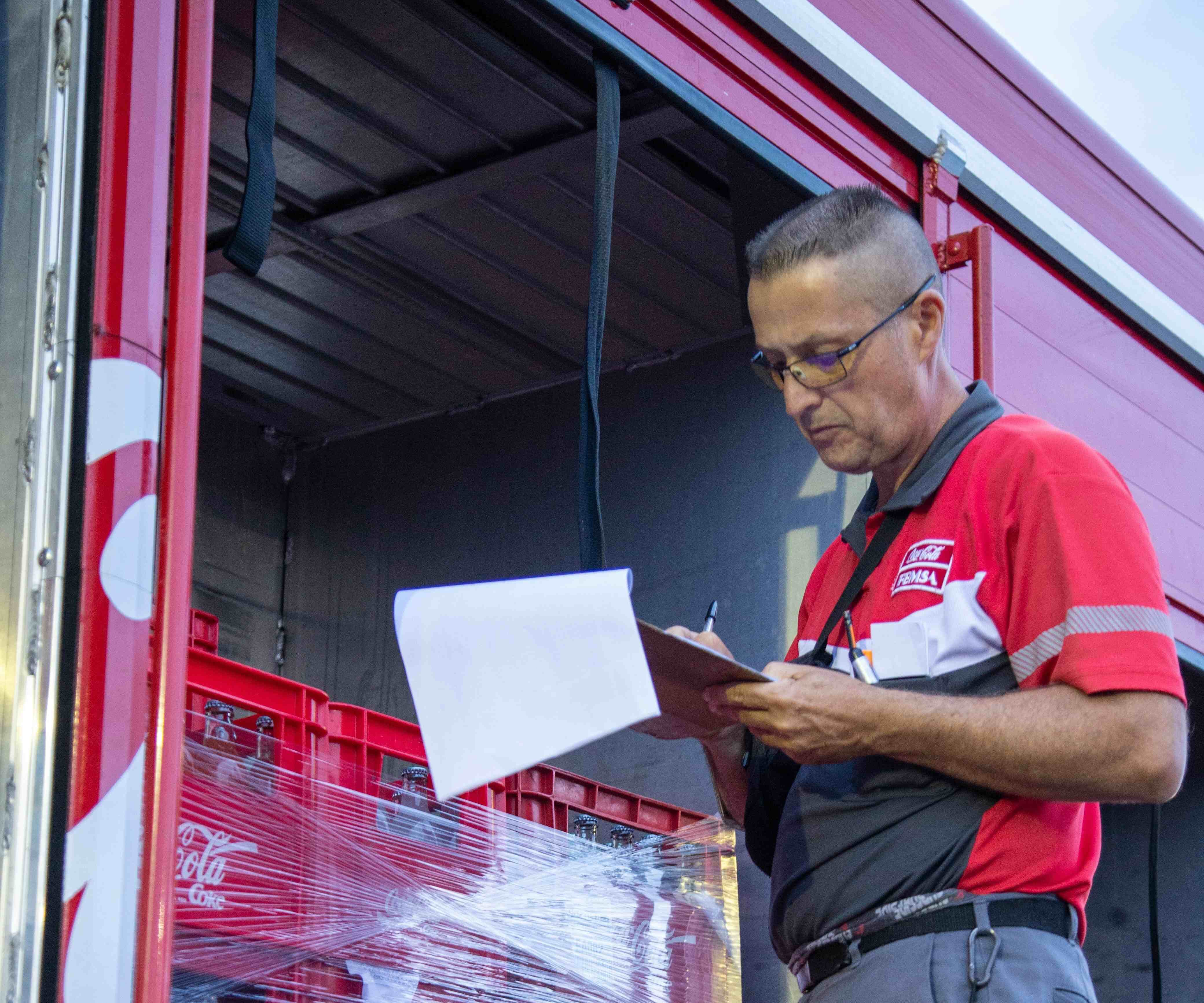 En Coca-Cola FEMSA esperan una gran respuesta de las personas en su feria de empleo.