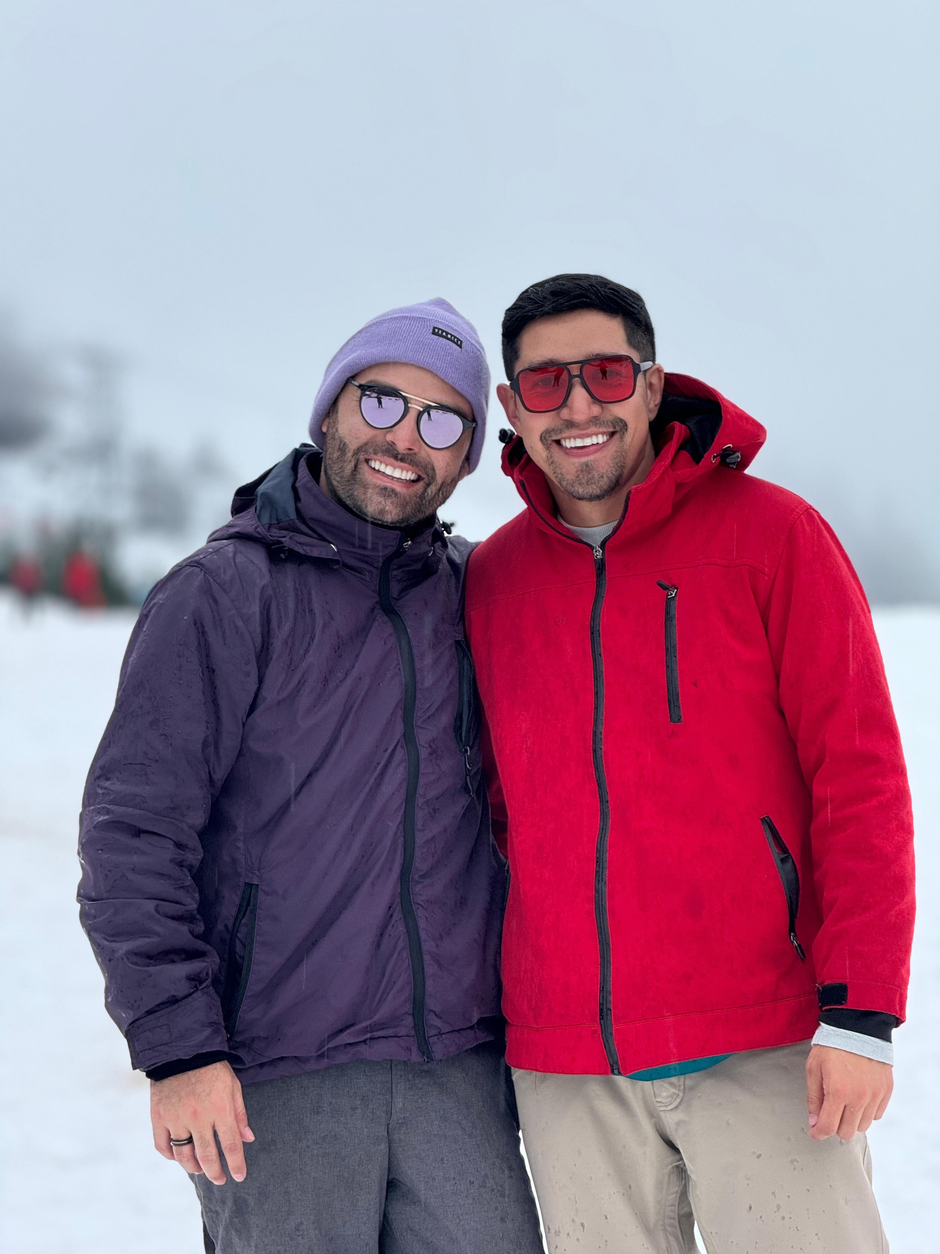 El youtuber Diego Bravo y su novio Esteban Irola