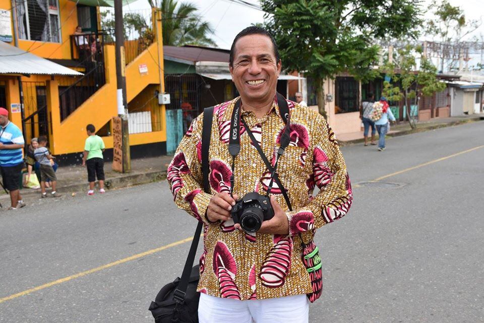 Fernando Martínez Vega, cariñosamente conocido como Puerto, está delicadito en la Unidad de Cuidados Intensivos (UCI) del Hospital Calderón Guardia.