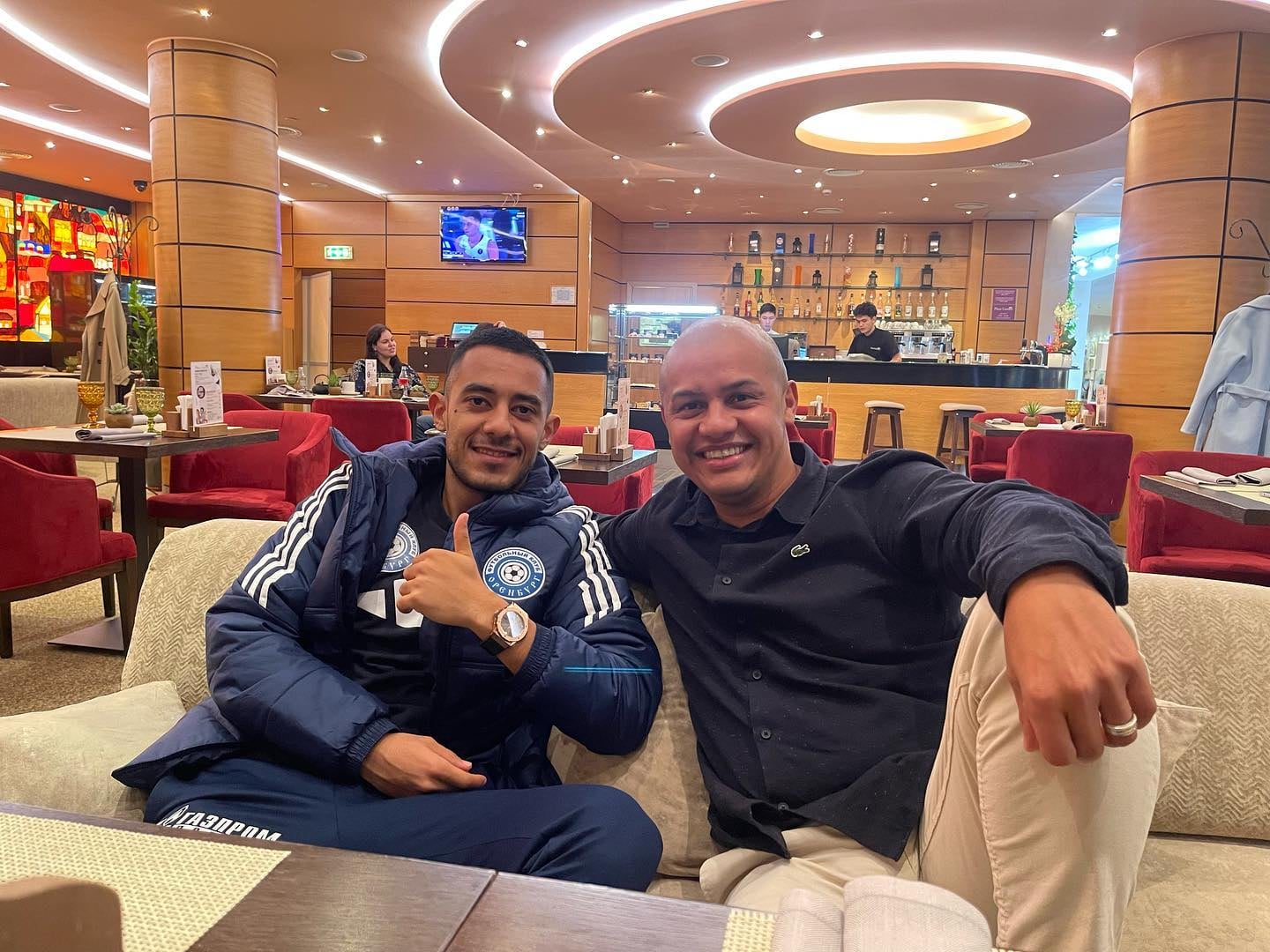 José Luis Rodríguez entre los jugadores que representa figura Jimmy Marín. Foto: Instagram.