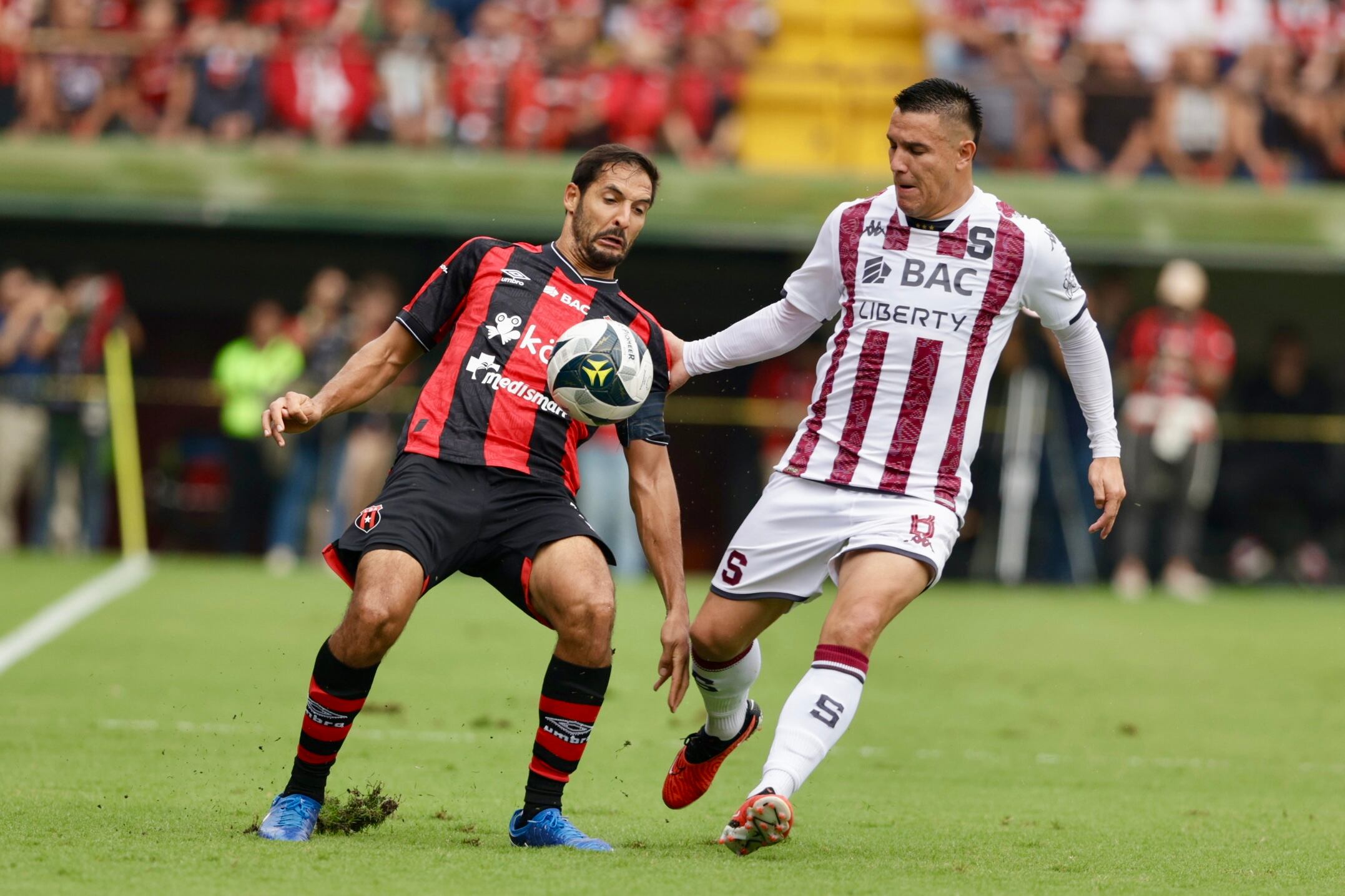 01/09/2024, Alajuela, Estadio Alejandro Morera Soto, partido de la jornada 8 del torneo de clausura 2024 entre la Liga Deportiva Alajuelense y el Deportivo Saprissa.