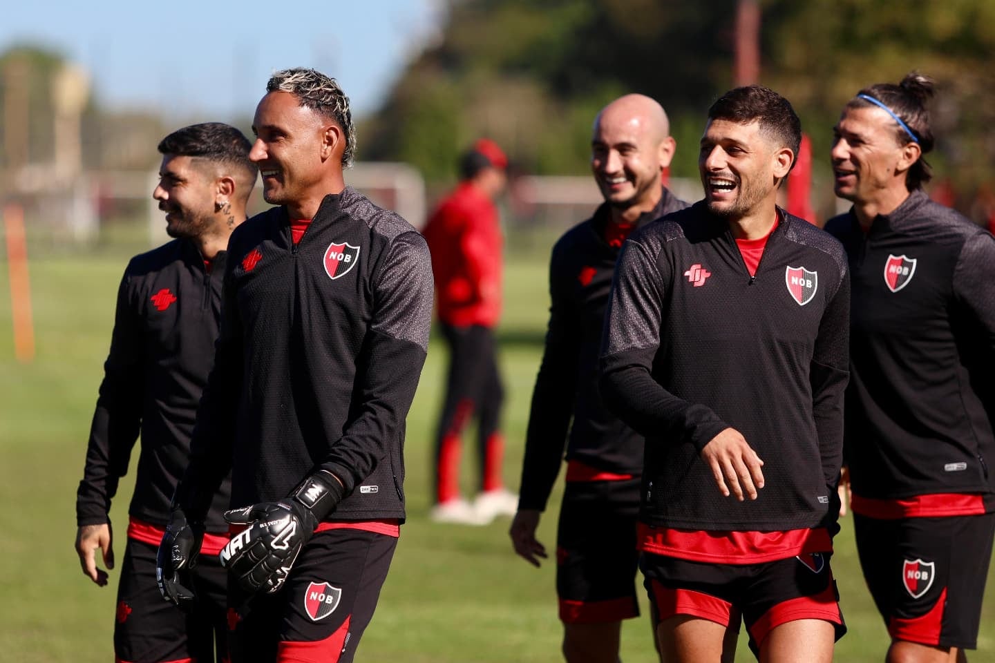 Keylor Navas junto a sus compañeros de Newell's en el último entrenamiento previo al juego contra Kimberley.