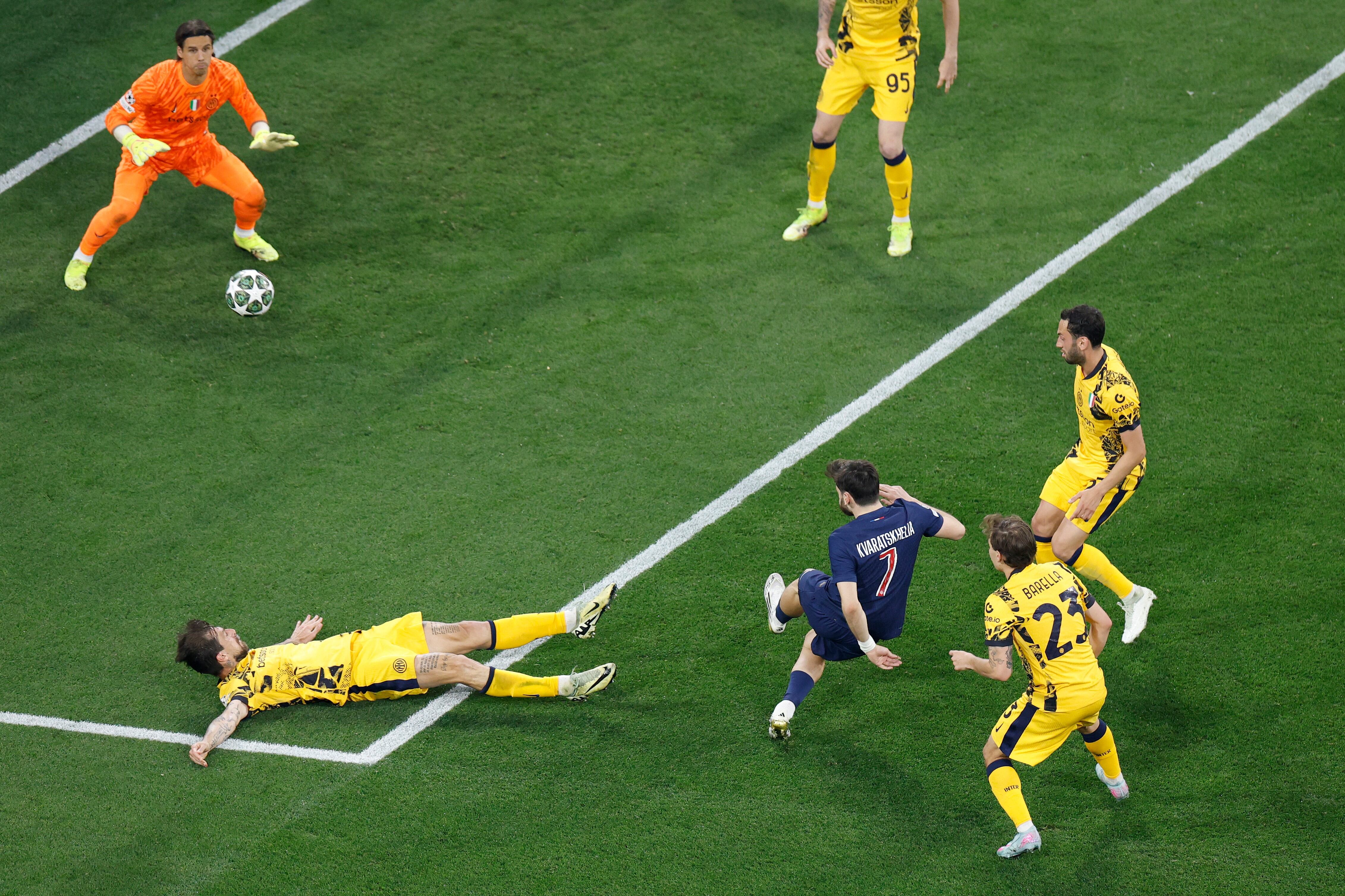 Football: UEFA Champions League - Final: Paris SG (FRA) v Inter Milan (ITA)