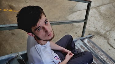 Migrante de Kazajistán que está en el CATEM teme que le hagan daño a lo que más ama en la vida