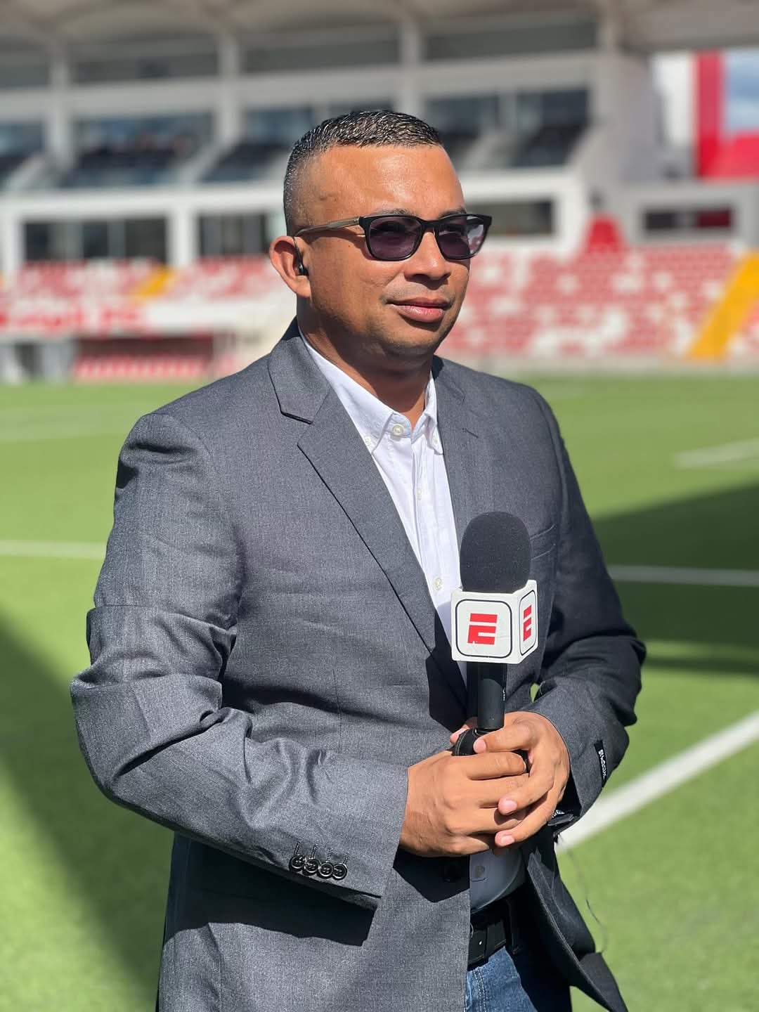 Nectalí Mora, periodista nicaragüense criticó la labor de quienes supervisaron el VAR en el juego entre Real Estelí y Alajuelense. Cortesía.