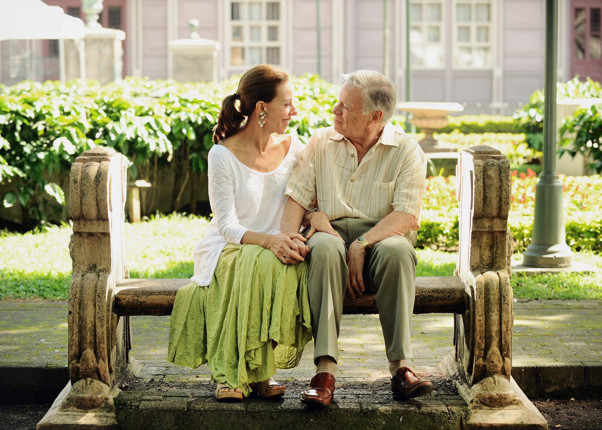 La exprimera dama, Lorena Clare y el expresidente de la República, Miguel Ángel Rodríguez son participantes del foro Mujeres Exitosas, en su quinta edición. Facebook.